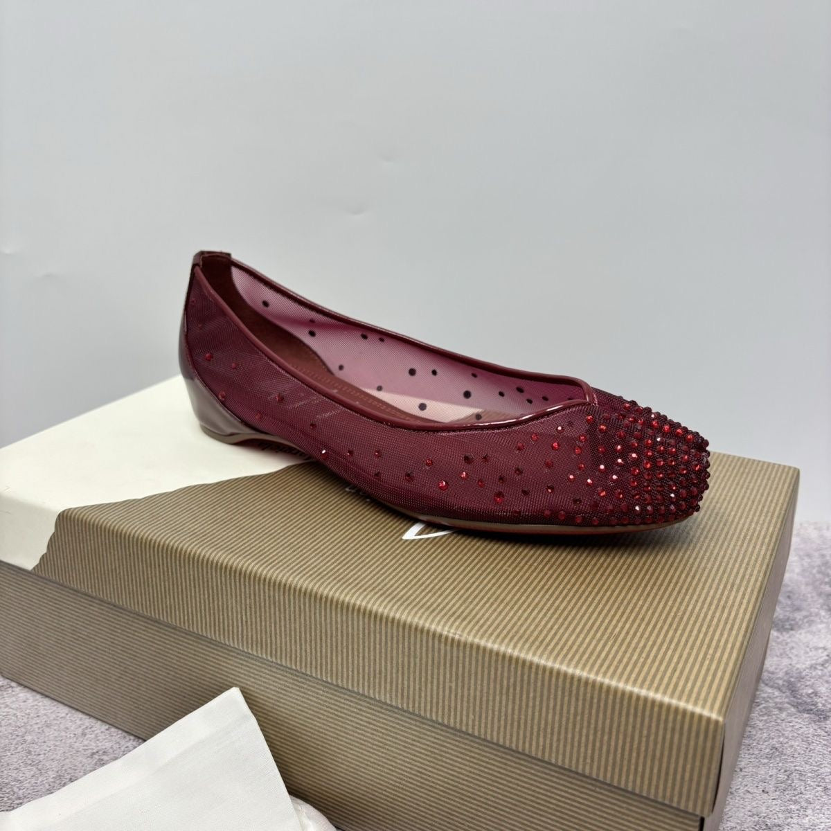 Modern Muse Split-Toe Flats