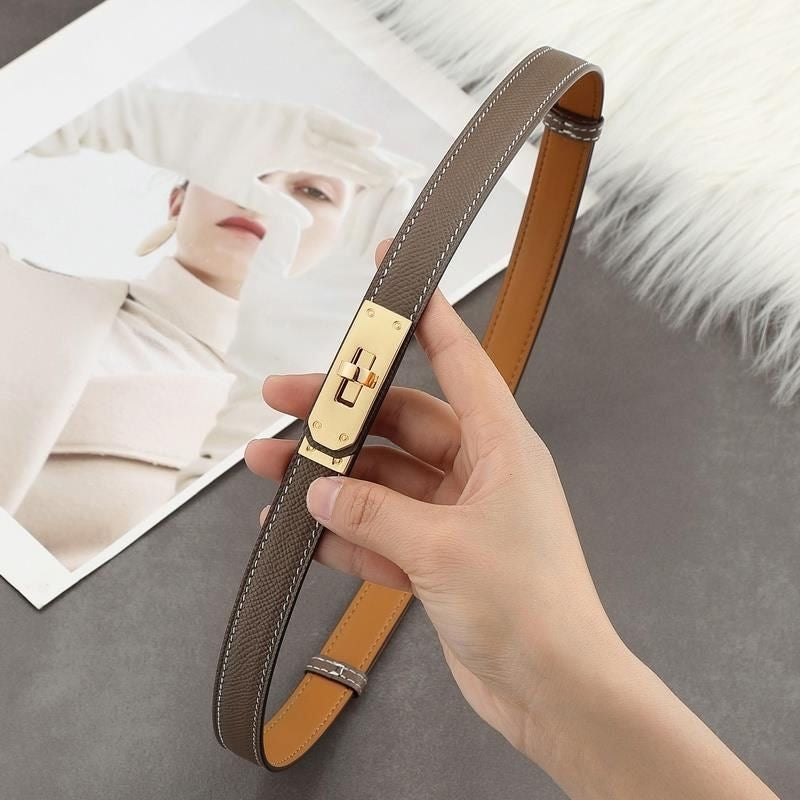 Signature Buckle Leather Belt