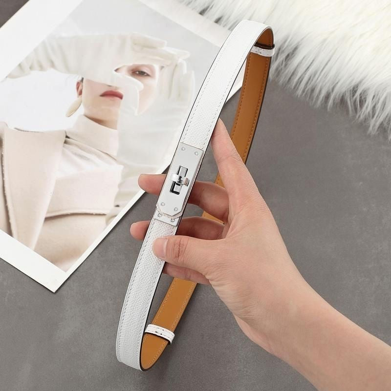 Signature Buckle Leather Belt